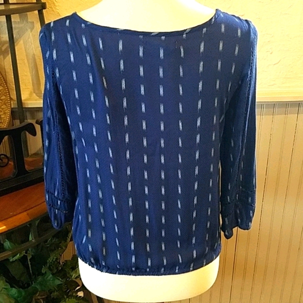 💕Aeropostale* Blouse - Picture 2 of 6